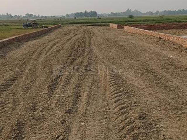 Residential Plot in Bakshi Ka Talab for resale Lucknow. The reference number is 18949321