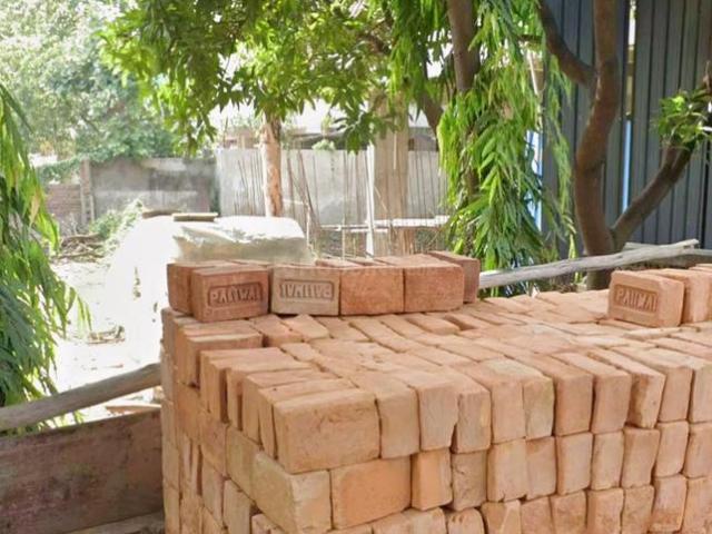 Residential Plot in Bajaj Nagar for resale Nagpur. The reference number is 21003776