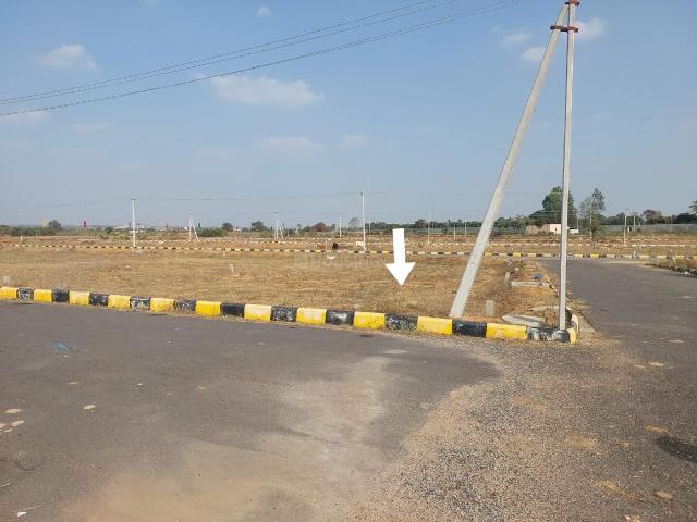Residential Plot in Balanagar for resale Hyderabad. The reference number is 13022104