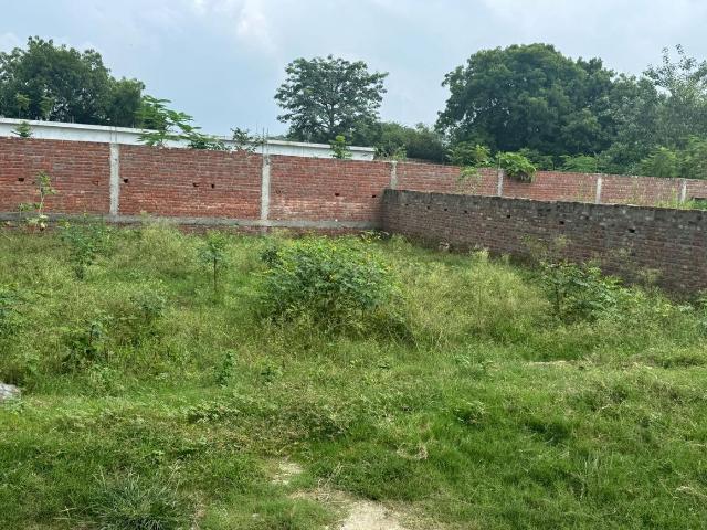 Residential Plot in Bamrauli Katara for resale Agra. The reference number is 17269284
