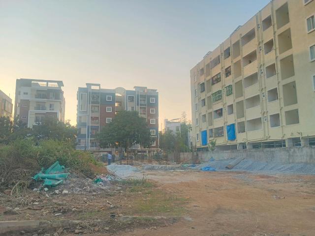 Residential Plot in Bandlaguda Jagir for resale Hyderabad. The reference number is 18770215