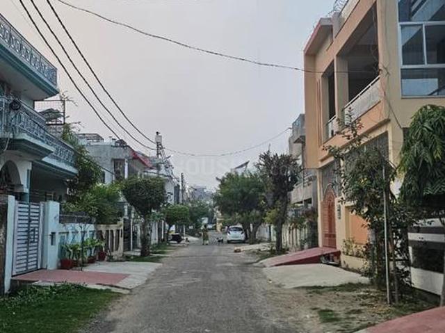 Residential Plot in Bangla Bazar for resale Lucknow. The reference number is 19562886