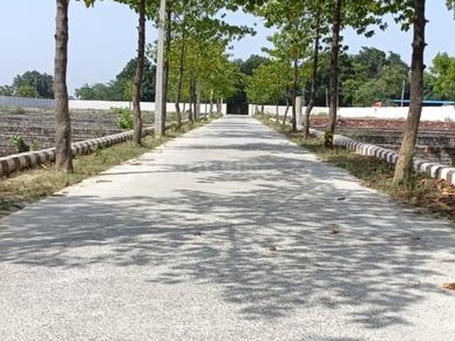 Residential Plot in Banthra Sikander Pur for resale Lucknow. The reference number is 20534163