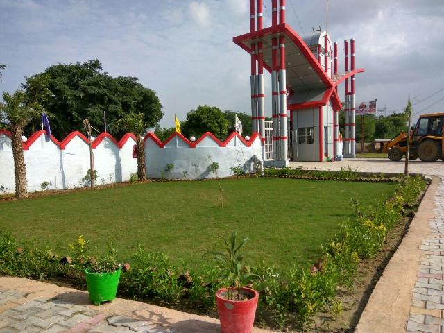 Residential Plot in Barsana for resale Mathura. The reference number is 4919196