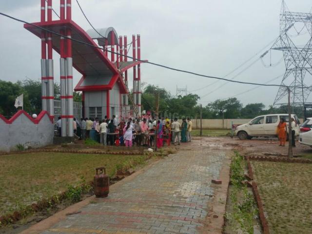 Residential Plot in Barsana for resale Mathura. The reference number is 4919197