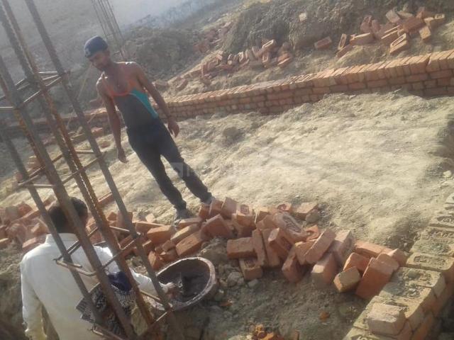 Residential Plot in Barsana for resale Mathura. The reference number is 9338100