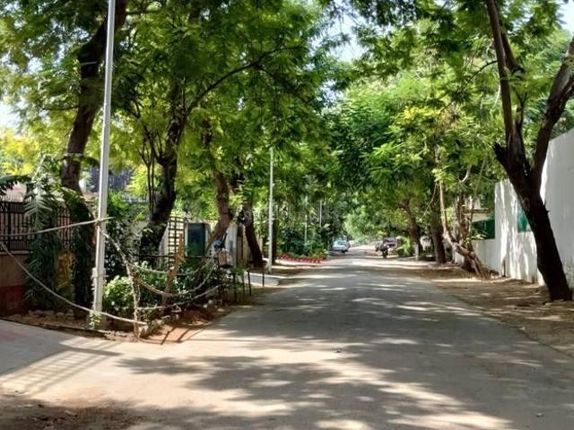 Residential Plot in Beta I for resale Greater Noida. The reference number is 19860888