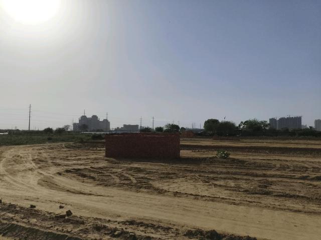 Residential Plot in Bhanauta for resale Greater Noida. The reference number is 19875829