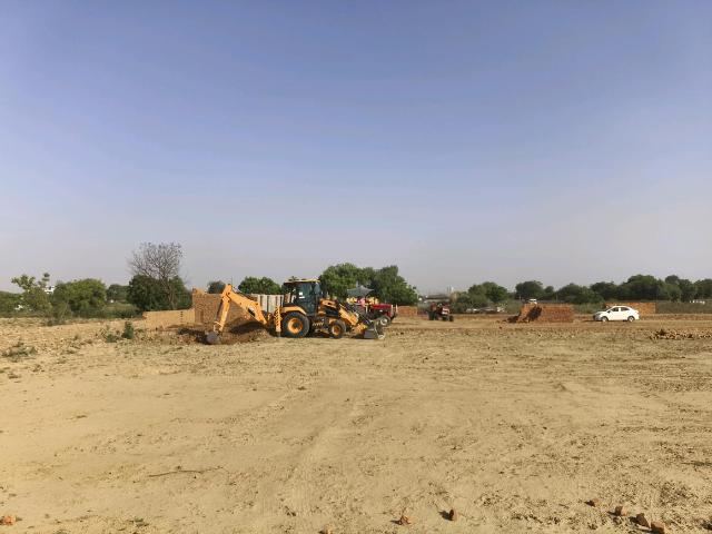 Residential Plot in Bhanauta for resale Greater Noida. The reference number is 19919146