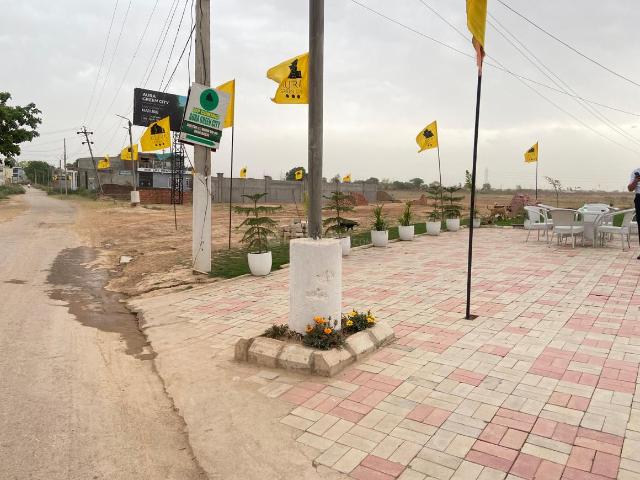 Residential Plot in Bhagat Singh Nagar for resale Dera Bassi. The reference number is 14619439