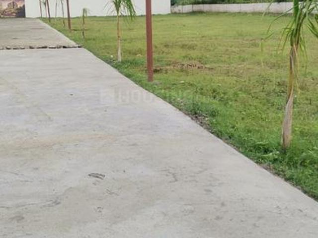 Residential Plot in Bhauwala for resale Dehradun. The reference number is 20598447