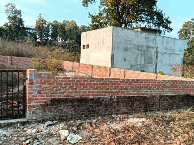 Residential Plot in Bhauwala for resale Dehradun. The reference number is 20386464