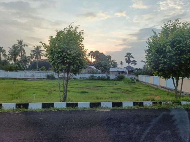 Residential Plot in Bheemunipatnam for resale Visakhapatnam. The reference number is 18654867