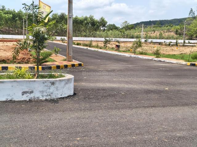 Residential Plot in Bhogapuram for resale Vizianagaram. The reference number is 20415317