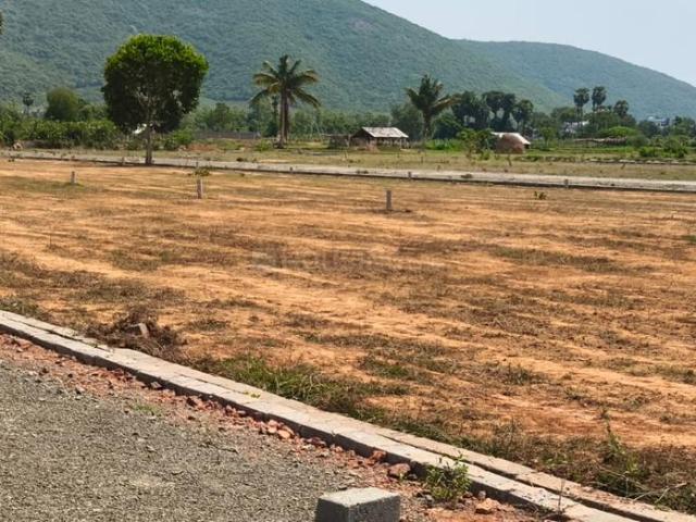 Residential Plot in Bhogapuram for resale Vizianagaram. The reference number is 20880223