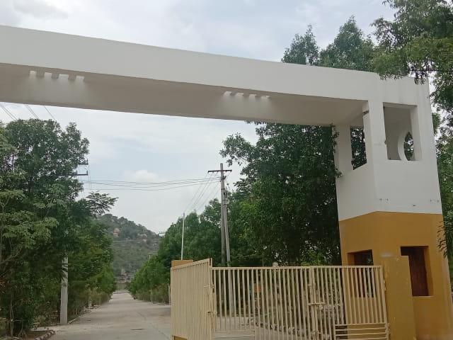 Residential Plot in Bhuvanagiri for resale Yadadri Bhuvanagiri. The reference number is 14904486