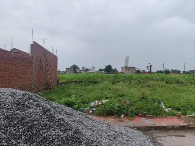 Residential Plot in Bichpuri for resale Agra. The reference number is 17990491