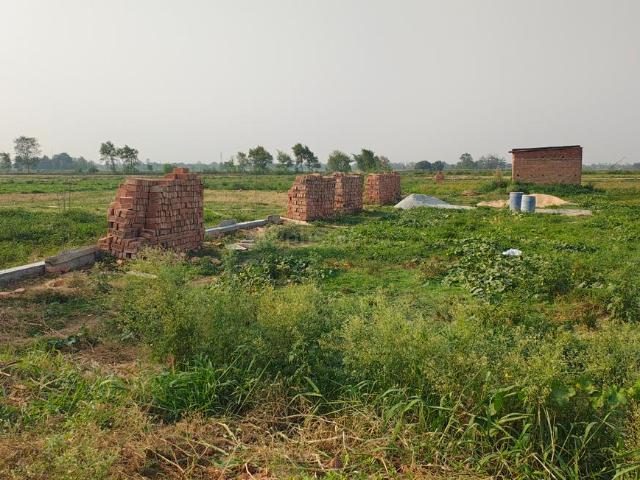 Residential Plot in Bihta for resale Patna. The reference number is 20442350