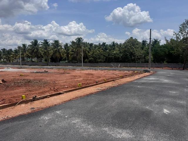 Residential Plot in Bogadi for resale Mysore. The reference number is 20634087