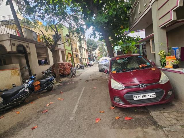 Residential Plot in Bommanahalli for resale Bengaluru. The reference number is 18428358