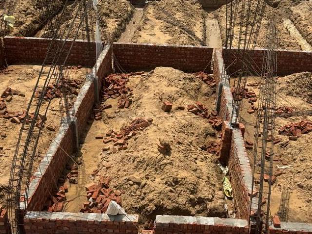 Residential Plot in Brijghat for resale Hapur. The reference number is 20790965