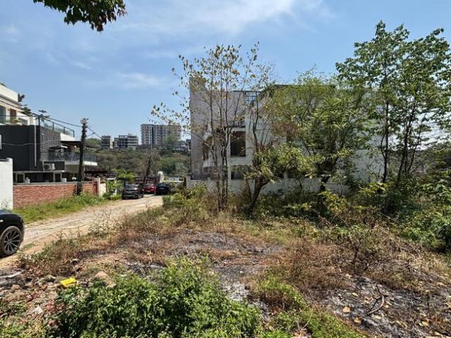 Residential Plot in Canal Road for resale Dehradun. The reference number is 20105842
