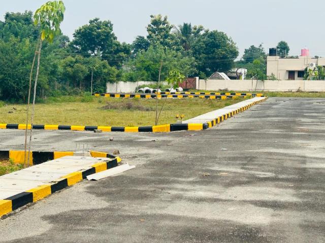 Residential Plot in Chengalpattu for resale Chennai. The reference number is 17103519