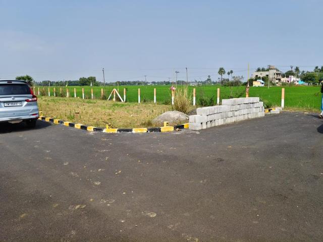Residential Plot in Chengalpattu for resale Chennai. The reference number is 19935149