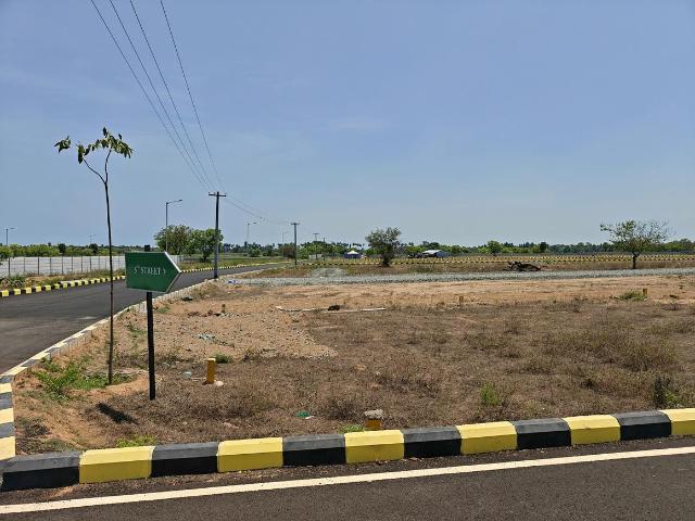 Residential Plot in Chengalpattu for resale Chennai. The reference number is 19963776