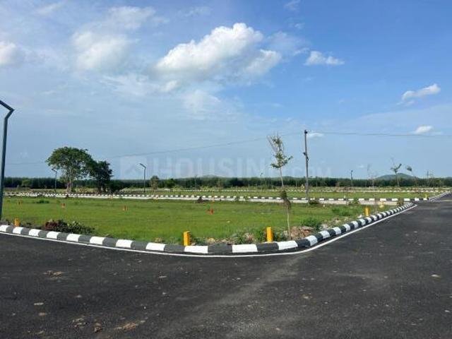 Residential Plot in Chengalpattu for resale Chennai. The reference number is 20914893