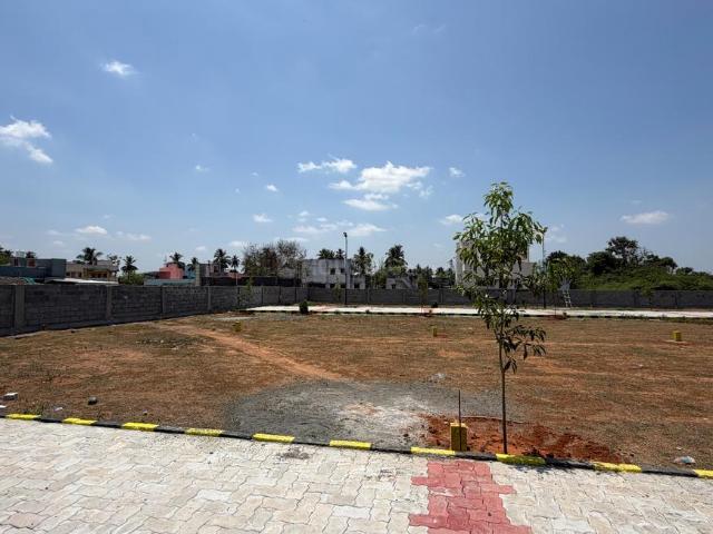 Residential Plot in Chengalpattu for resale Chennai. The reference number is 20021504