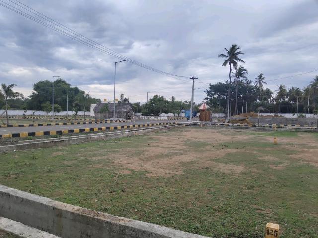 Residential Plot in Chengalpattu for resale Chennai. The reference number is 20031923