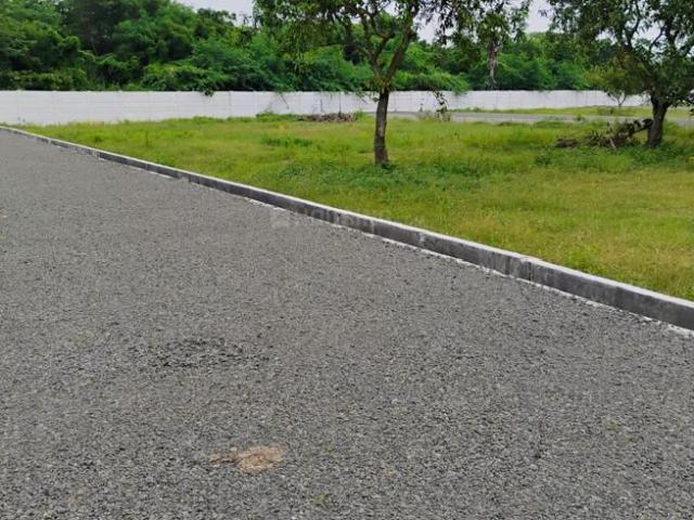 Residential Plot in Chengalpattu for resale Chennai. The reference number is 20301420