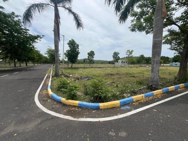 Residential Plot in Chengalpattu for resale Chennai. The reference number is 20302078