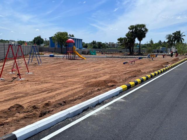 Residential Plot in Chengalpattu for resale Chennai. The reference number is 20371766
