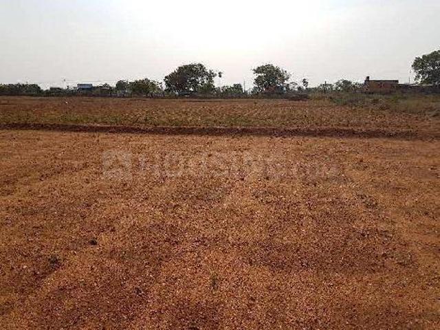 Residential Plot in Chhatikara for resale Vrindavan. The reference number is 18132830