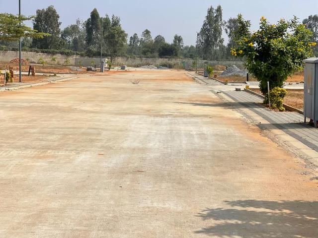 Residential Plot in Kadumuthsandra Plantation for resale Kolar. The reference number is 19271942