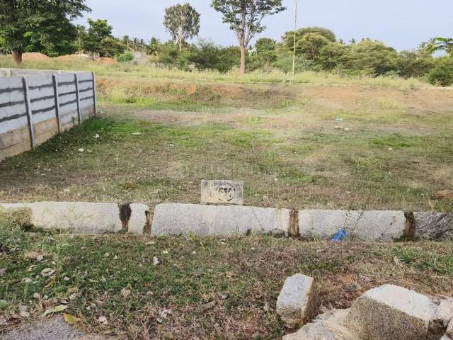 Residential Plot in Chikka Tirupathi for resale Kolar. The reference number is 20673845