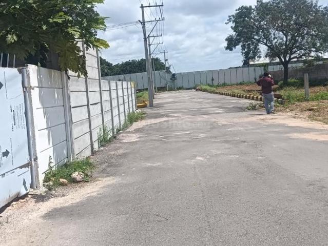 Residential Plot in Chilkur for resale Hyderabad. The reference number is 18590446