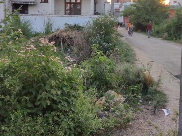 Residential Plot in Chitaipur for resale Varanasi. The reference number is 19400616