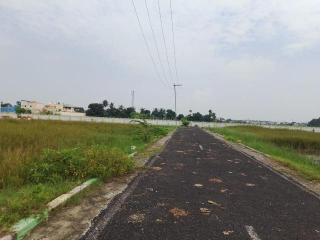 Residential Plot in Cholavaram, Thiruvallur for resale Chennai. The reference number is 19017400