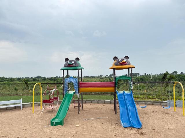 Residential Plot in Choutuppal for resale Yadadri Bhuvanagiri. The reference number is 20878699