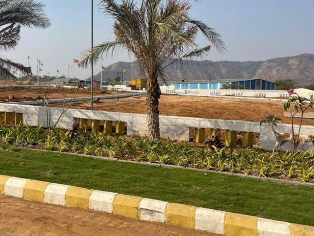 Residential Plot in Chowk for resale Navi Mumbai. The reference number is 20229214