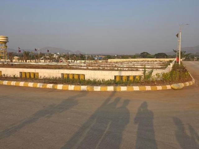 Residential Plot in Chowk for resale Navi Mumbai. The reference number is 20242743