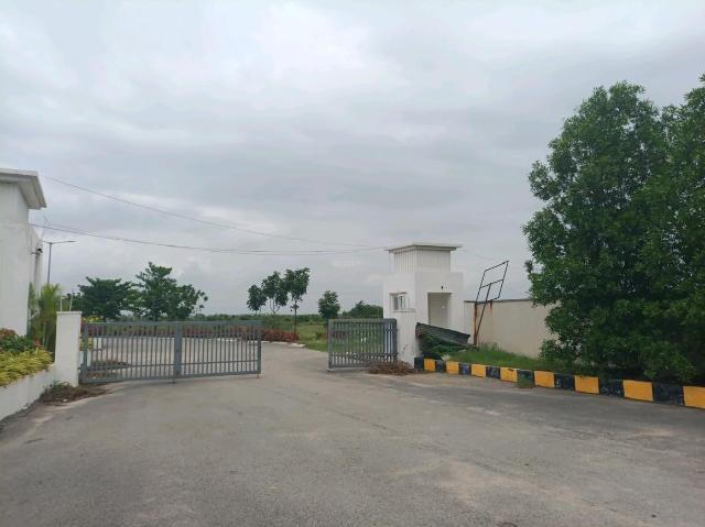 Residential Plot in Dundigal for resale Hyderabad. The reference number is 20874113