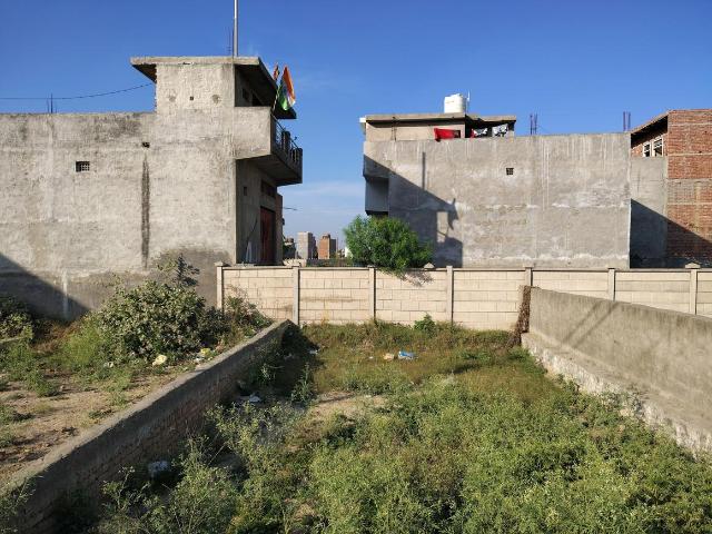 Residential Plot in Dadri for resale Greater Noida. The reference number is 19074668