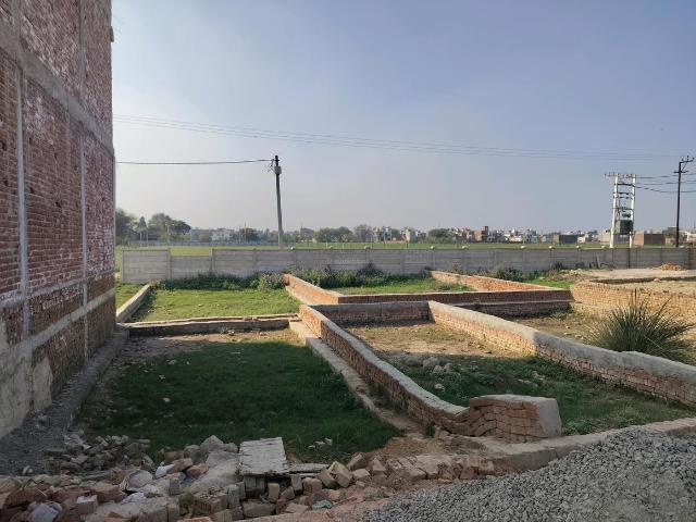 Residential Plot in Dadri for resale Greater Noida. The reference number is 19288169