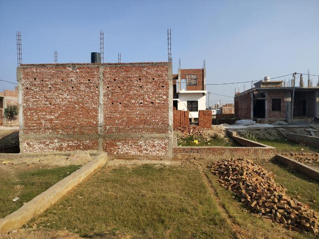 Residential Plot in Dadri for resale Greater Noida. The reference number is 19389869