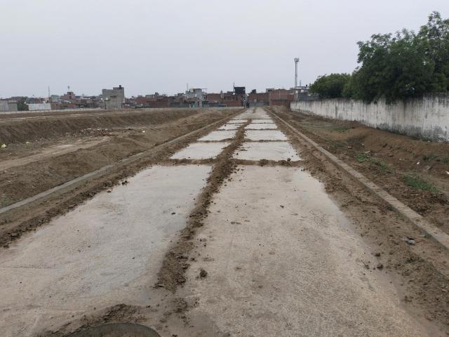 Residential Plot in Dadri for resale Greater Noida. The reference number is 19925842