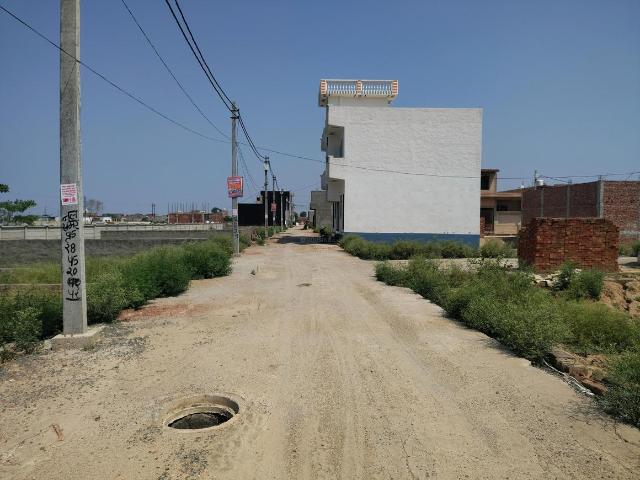 Residential Plot in Dadri for resale Greater Noida. The reference number is 20174653